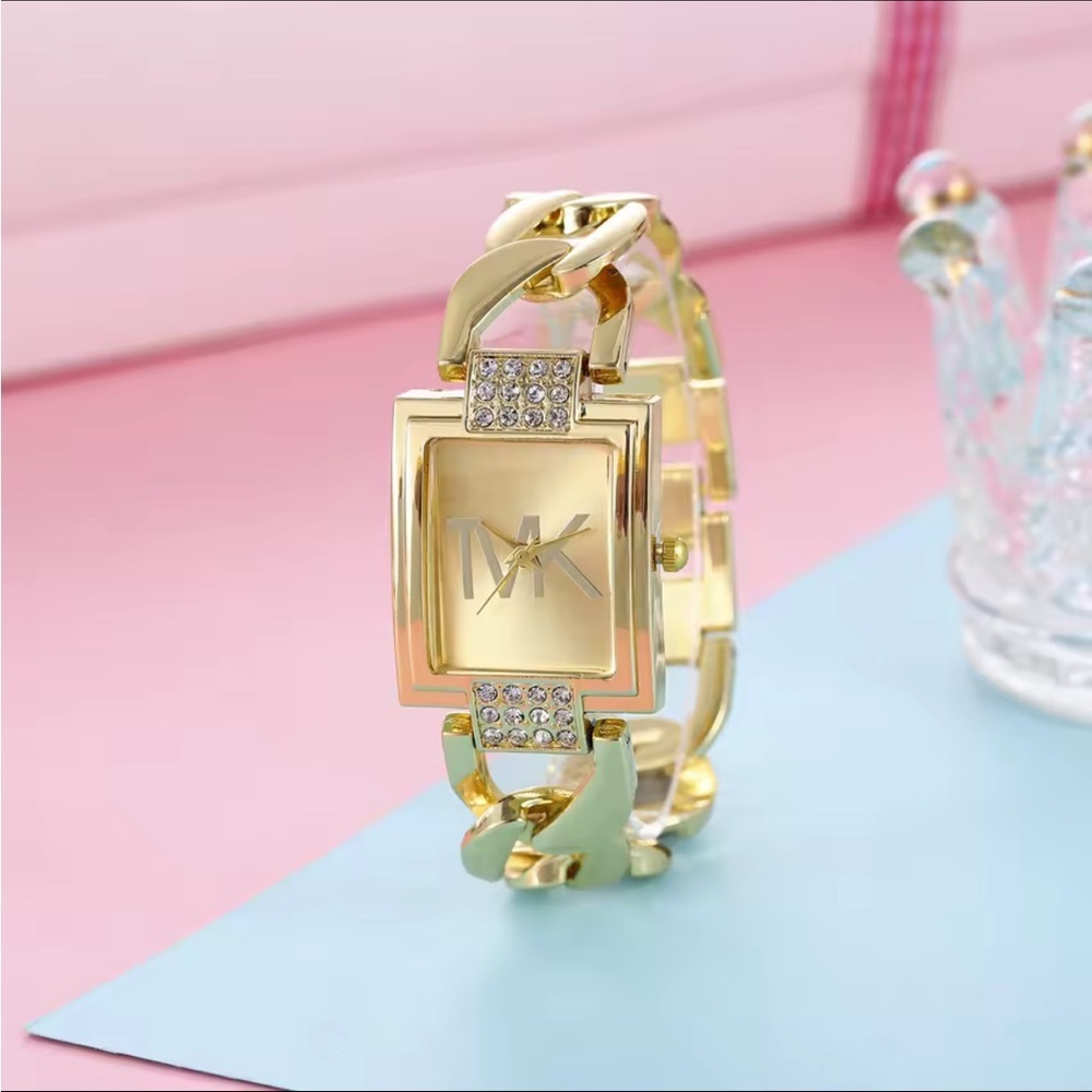 Anthropologie Luxury Gold Women's Watch with Crystal Accents